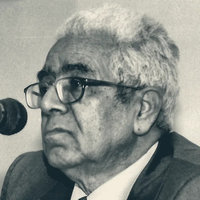 حسن فتح الباب